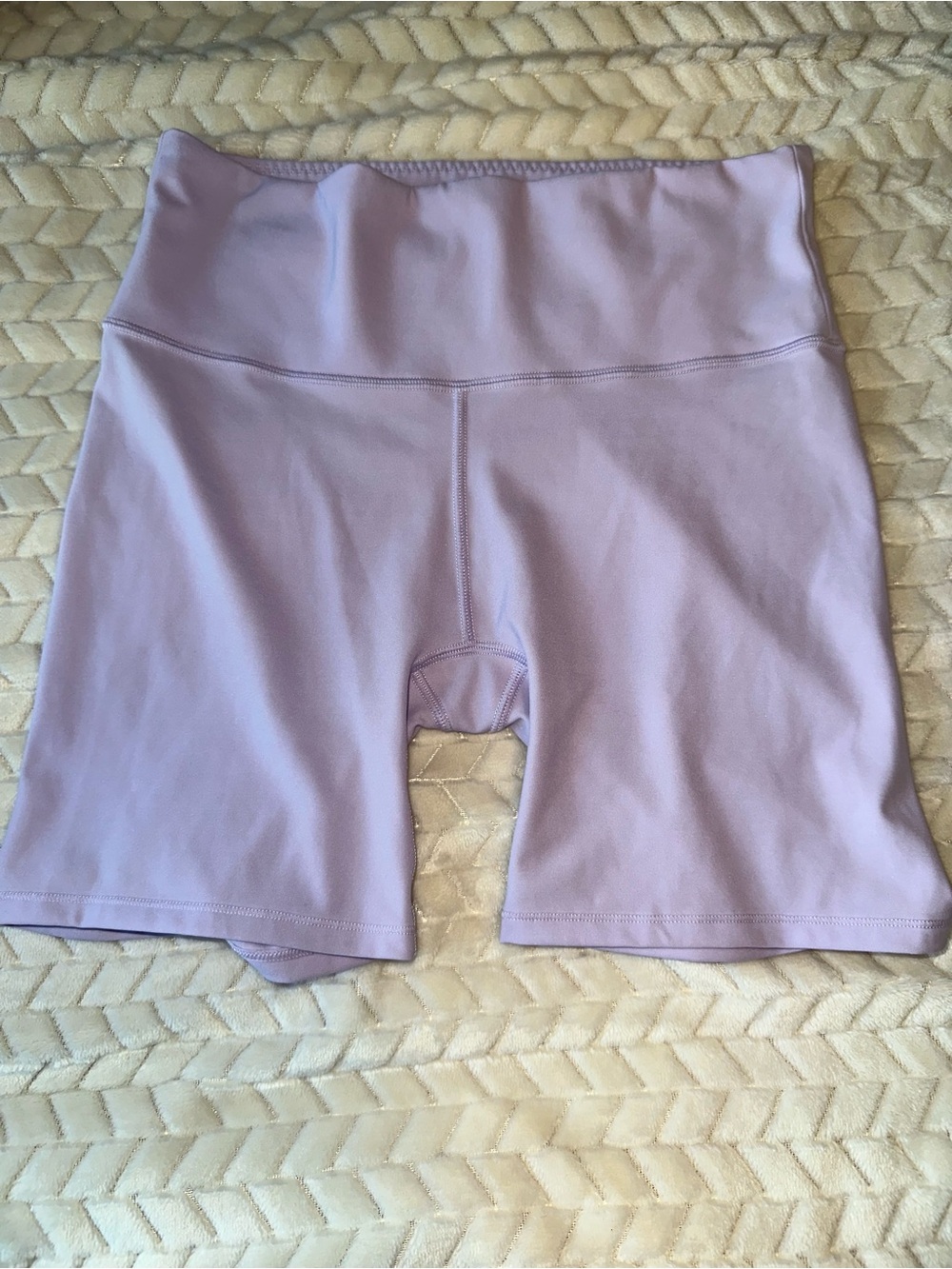 Skims Fits Everybody High Waisted Biker Shorts
Lily Size Medium